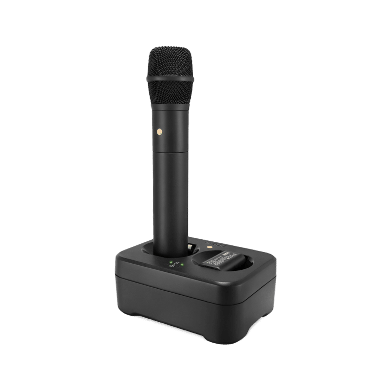 RØDE_RS1_LB-1_TX-M2_CHARGING_1080x1080