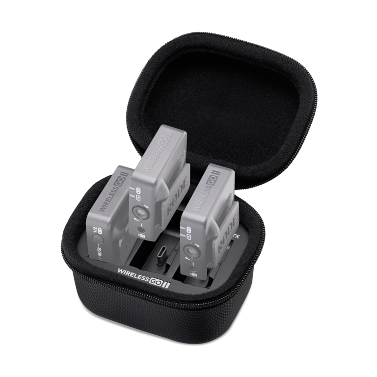 rode-wireless-go-II-charging-case-open-with-rx-tx-greyed-out-8192×5464-rgb-2000×2000-1da76c4