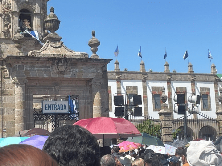 Bocinas de audio utilizadas en la tradicional Romería de Zapopan